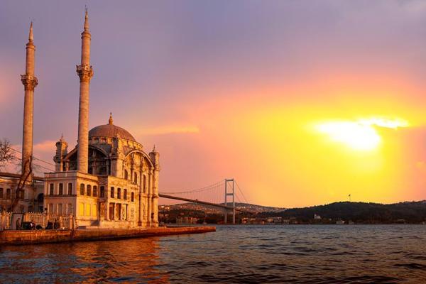 تور ارزان استانبول: لیست شهرهای برتر گردشگری از نگاه یورو مانیتور: استانبول در جایگاه نهم
